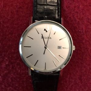 Men’s Wristwatch with Leather Strap.